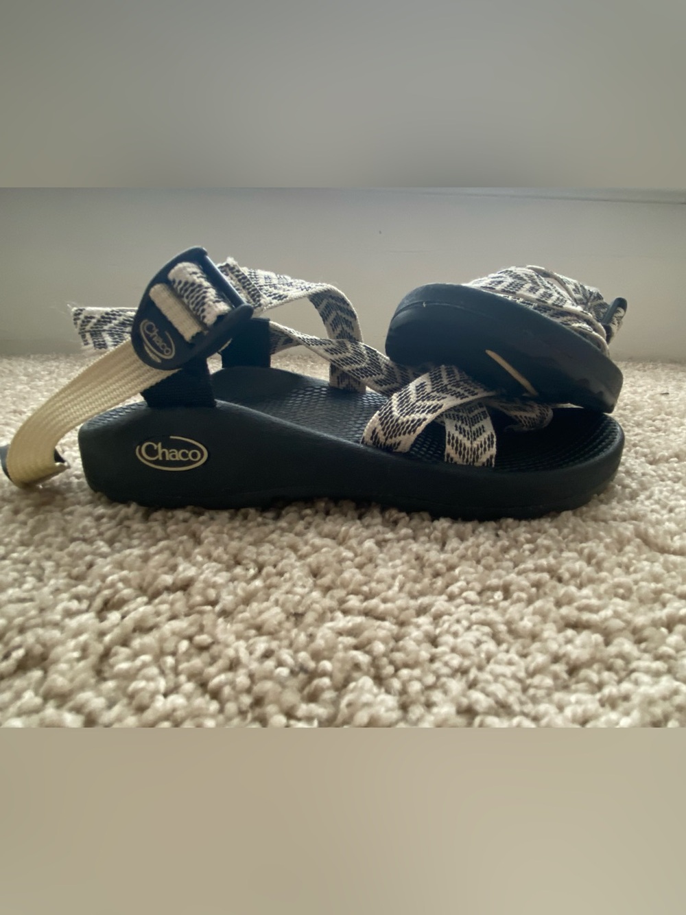 Chaco Women's Z/2 Classic Wide Sandals - Trine Black/White Sz 6 - Picture 9 of 10